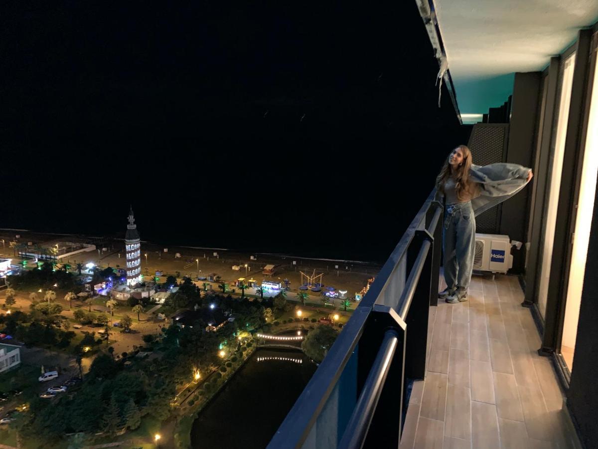 Luxury Studio With Ocean View Batumi Luaran gambar